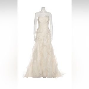 ❌Sold Vera Wang wedding dress